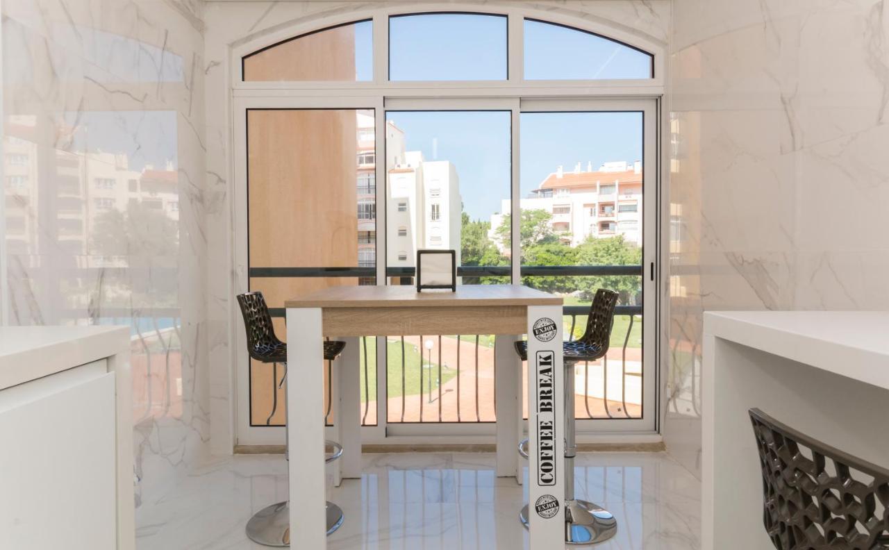 Houze_Lovely Flat With Swimming Pool! Cascais Bagian luar foto