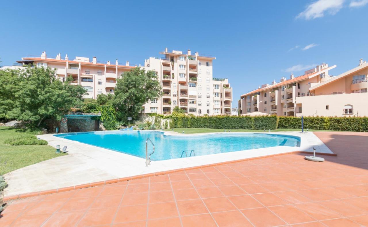 Houze_Lovely Flat With Swimming Pool! Cascais Bagian luar foto
